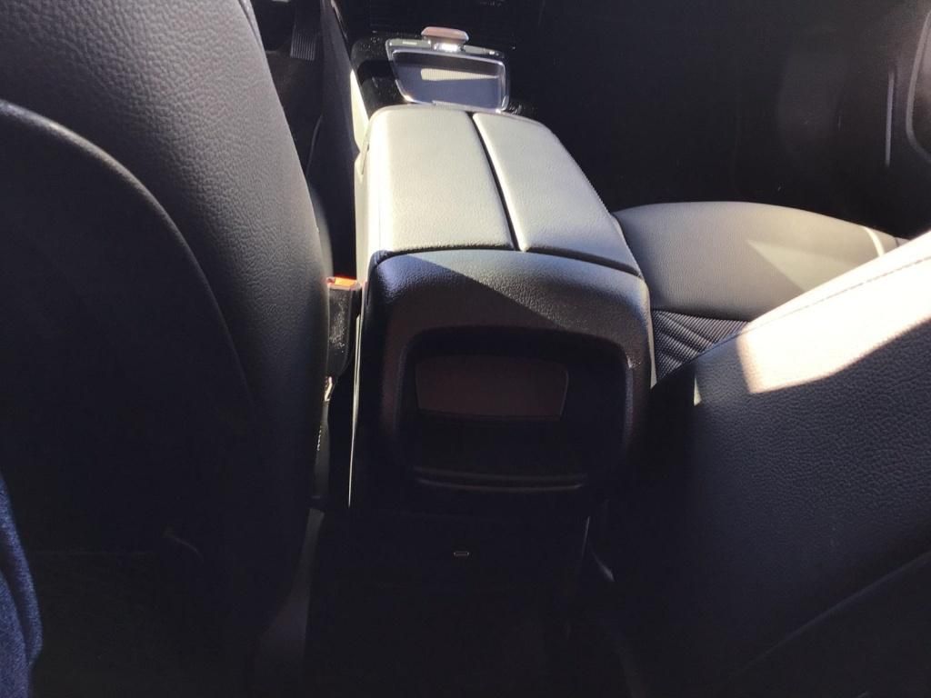 Mercedes-Benz A 180 Progressive Line - Samsaru's Car Outlet