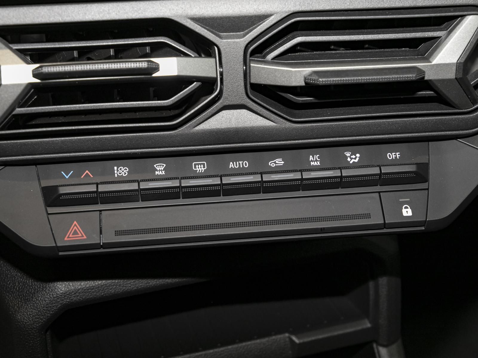 Dacia Duster FL24 Journey HYBRID 140 - Samsaru's Car Outlet