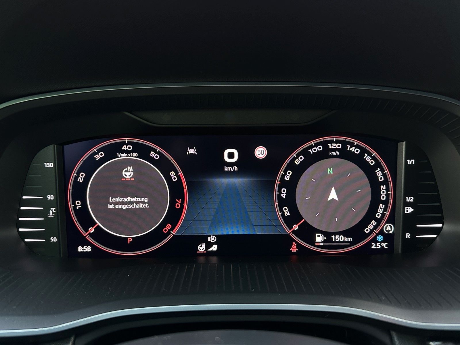 Skoda 2.0TSi 4x4 Sportline NAVI KAMERA eHK LM18"AHK