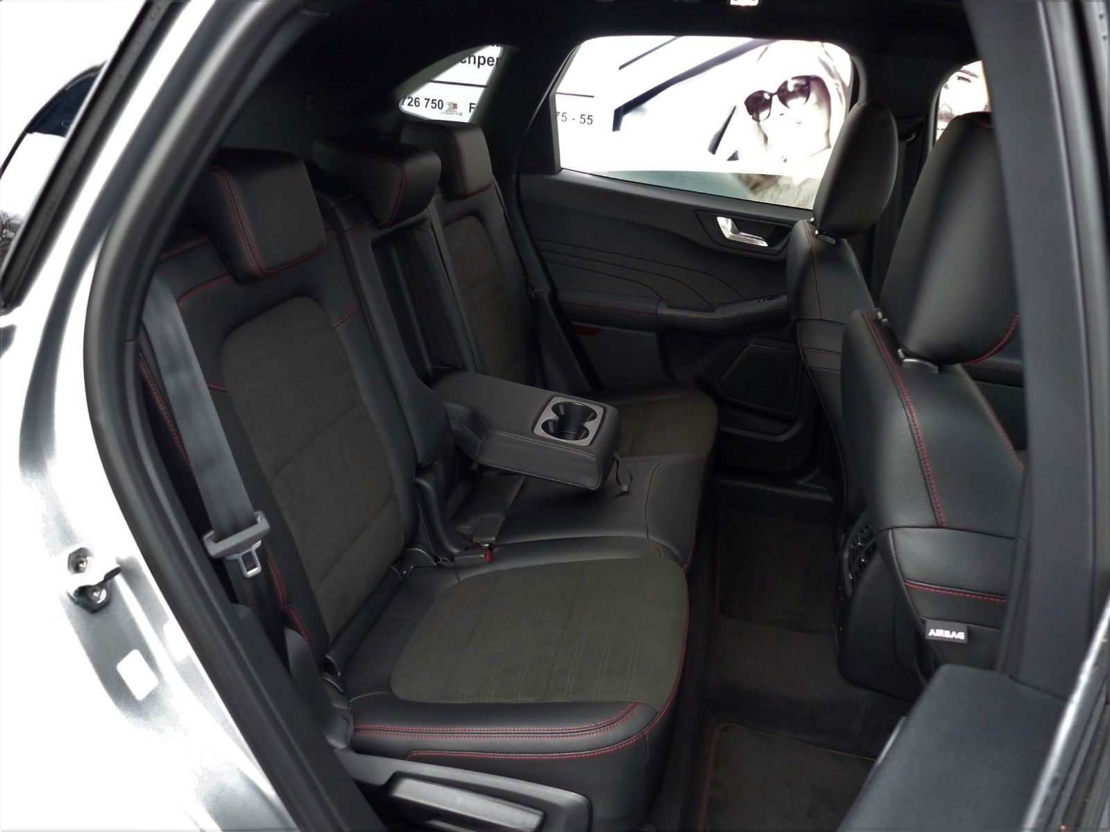 Ford Kuga Hybrid 4X4 ST-Line X - Samsaru's Car Outlet