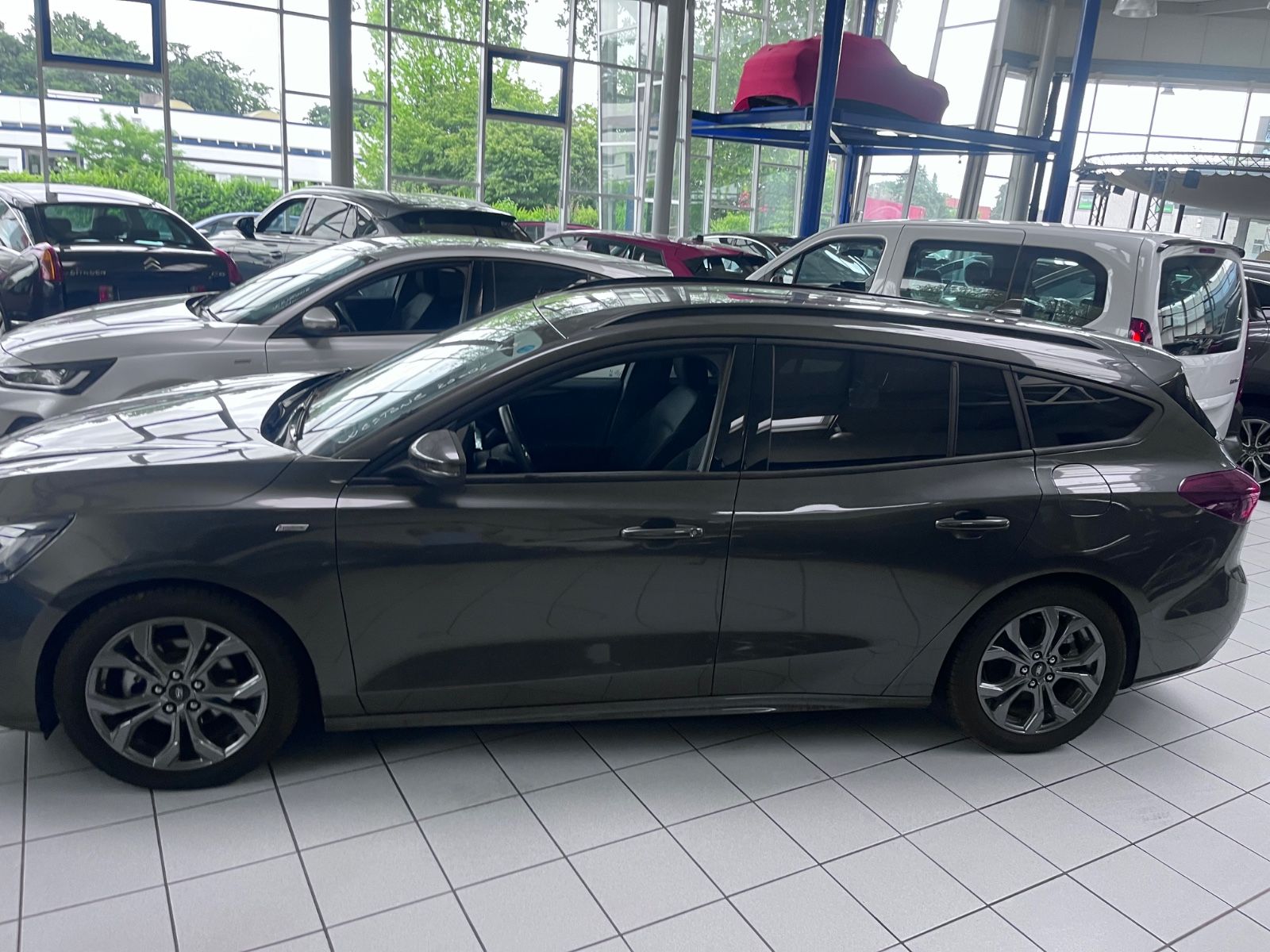 Ford Focus Turnier ST-Line R-Cam*Allwetter*Navi