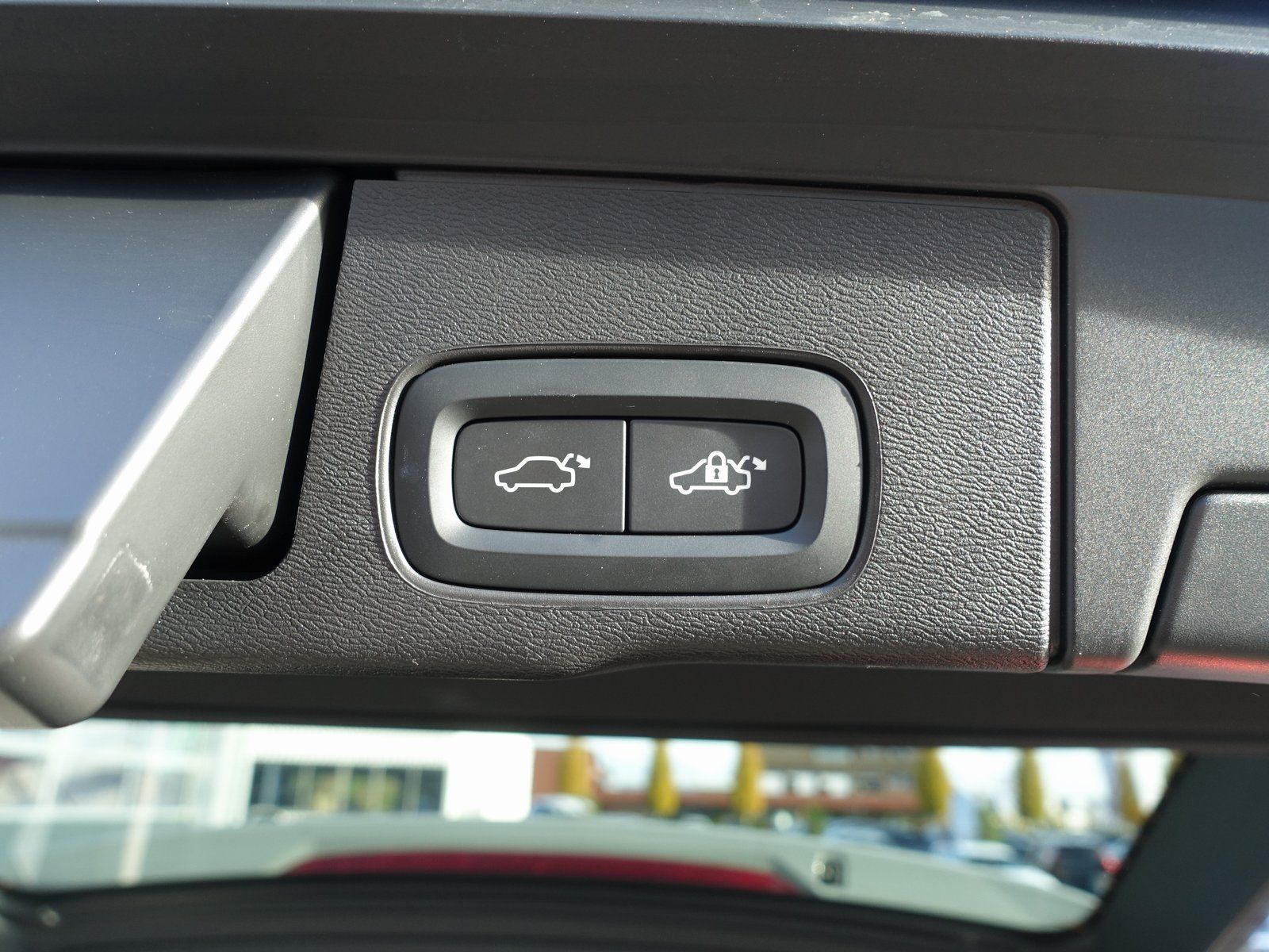 Volvo XC60 Plus T6 AWD Plug-in Hybrid/Four-C/AHK