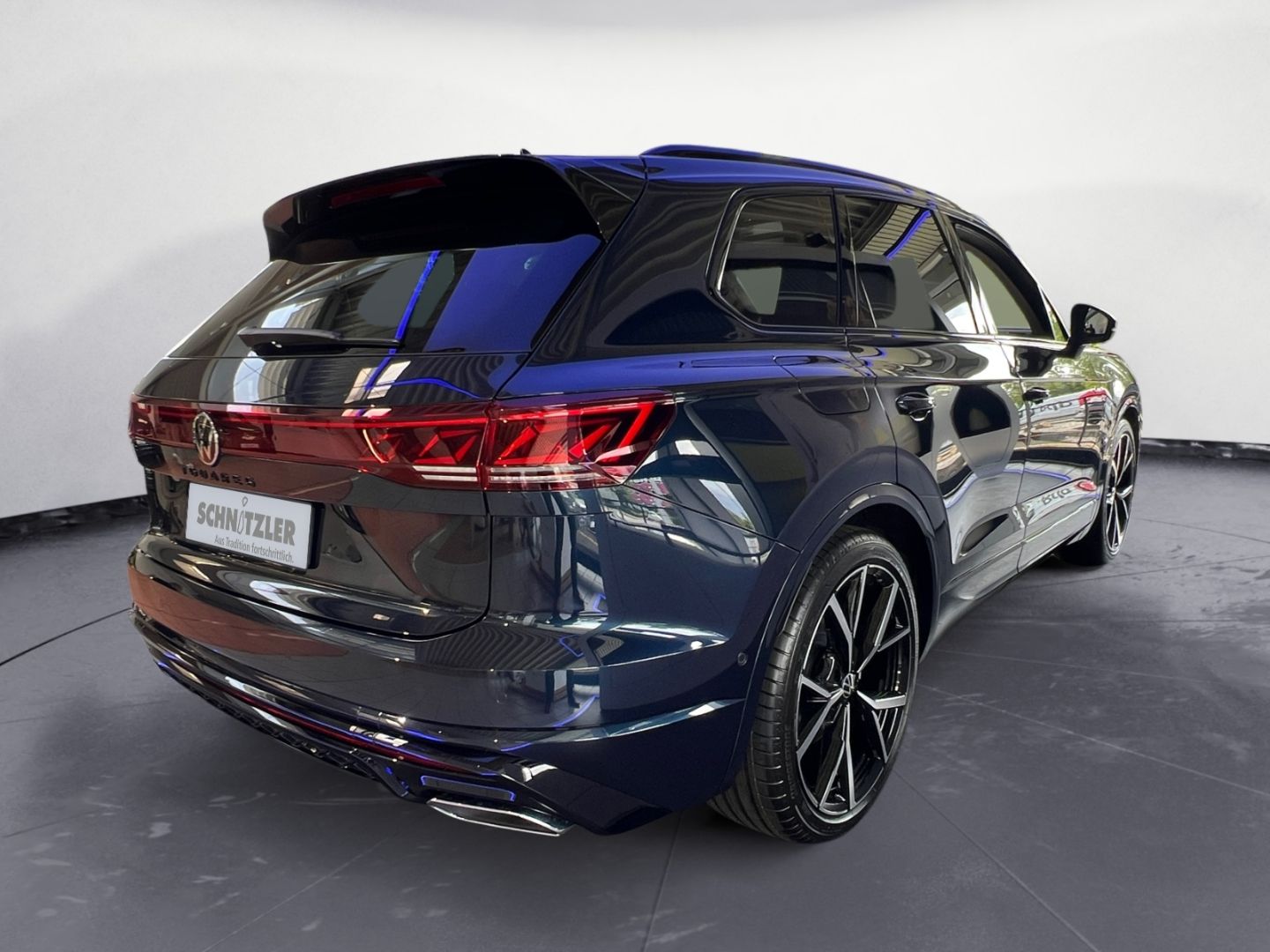 Volkswagen Touareg R-Line Final Edition 3.0 TDI V6 4M PANO/