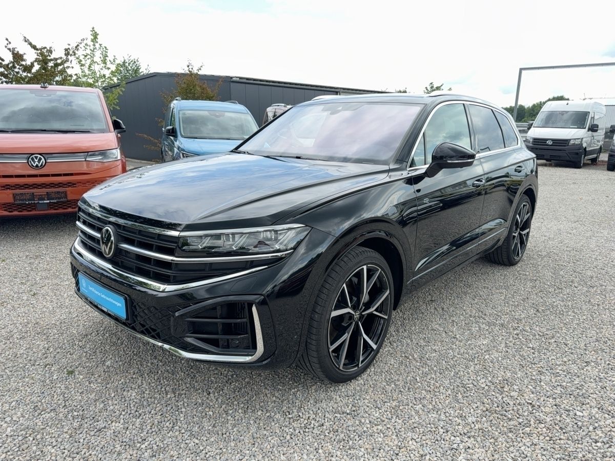 Volkswagen Touareg R-Line TSi - Samsaru's Car Outlet