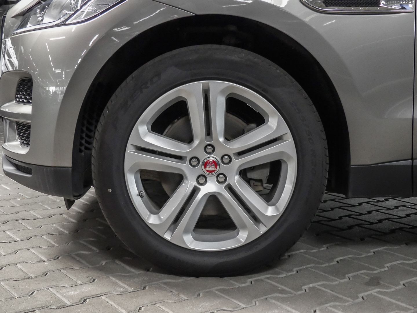 Jaguar F-Pace Prestige AWD 30d EU6d-T Allrad AHK-abnehm