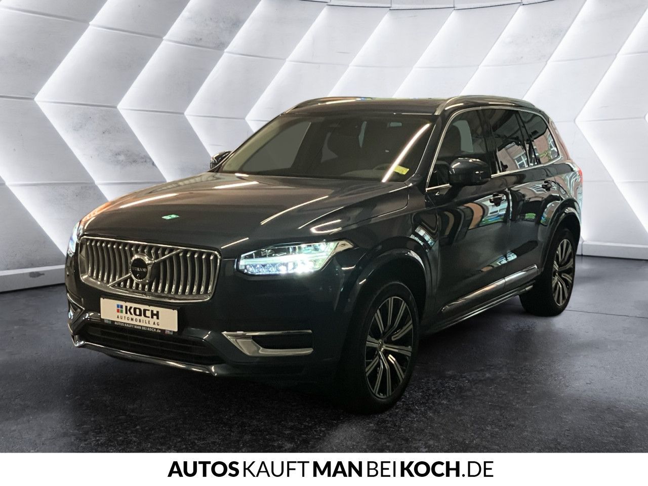 Volvo XC90 B5 AWD Plus Bright ACC AHK PANO STHz 360 HK