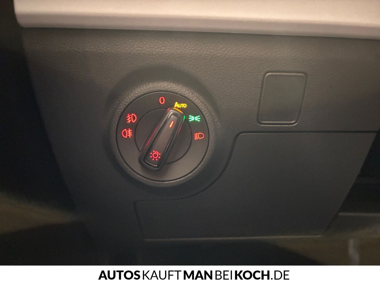 Seat Arona 1.0 TSI DSG Road Ed SOUND NAVI PDC V+H AHK