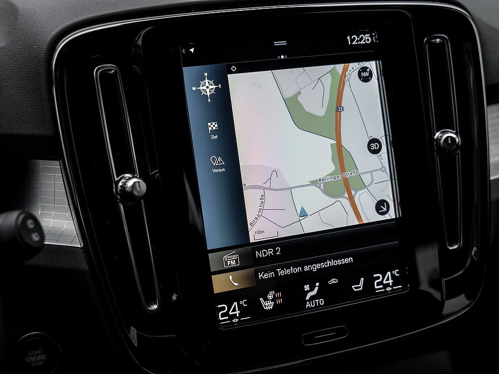 Volvo XC40 T4 Recharge Inscription Expression