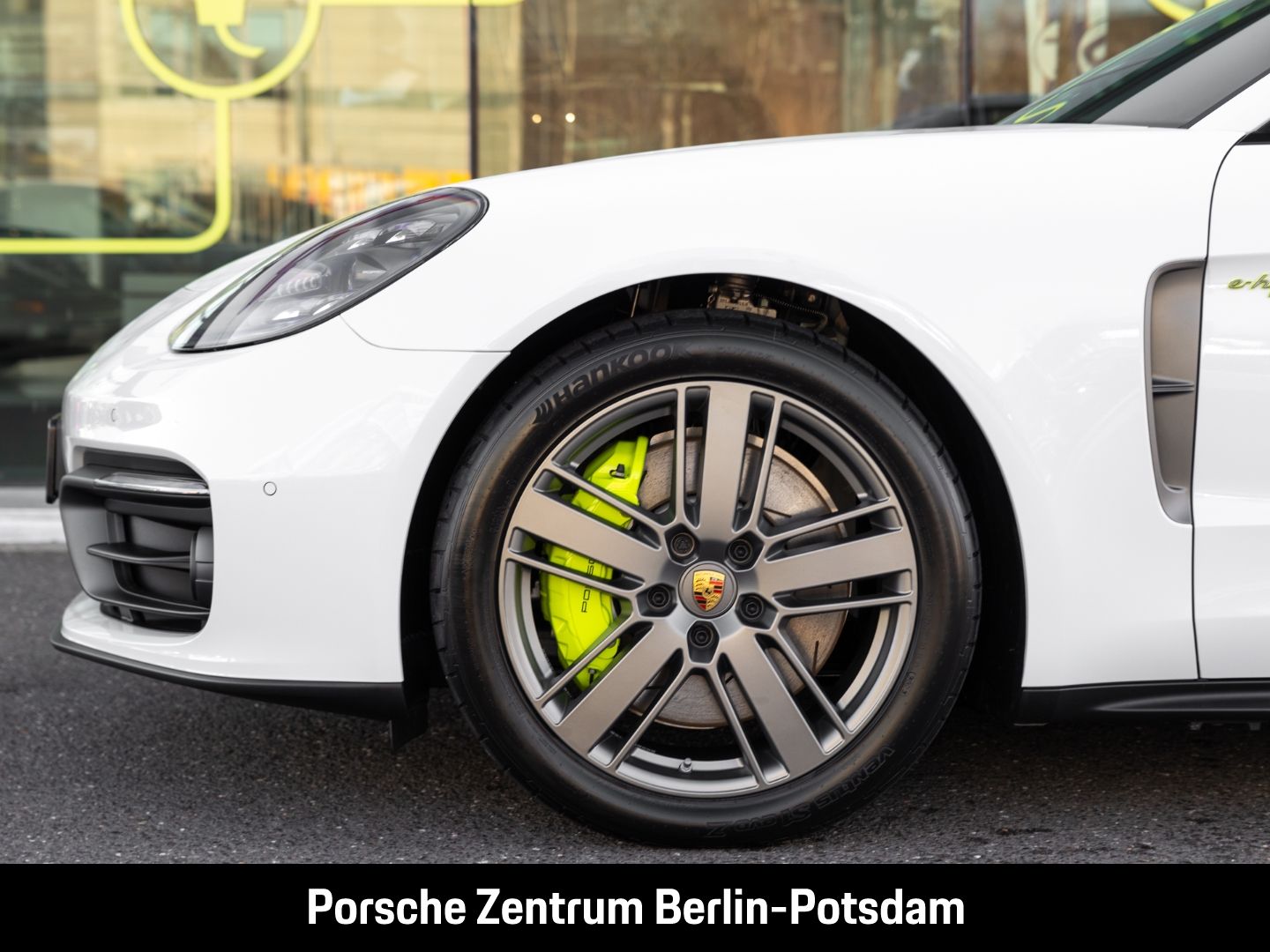 Porsche Panamera 4 E-Hybrid Sport Turismo Platinum Editi