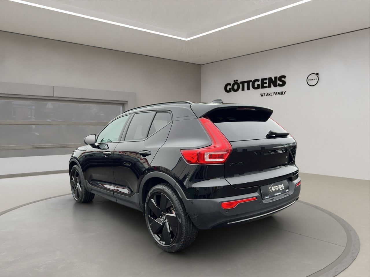 Volvo XC40 B3 Ultra Black Edition AHK BUSINESS PAKET