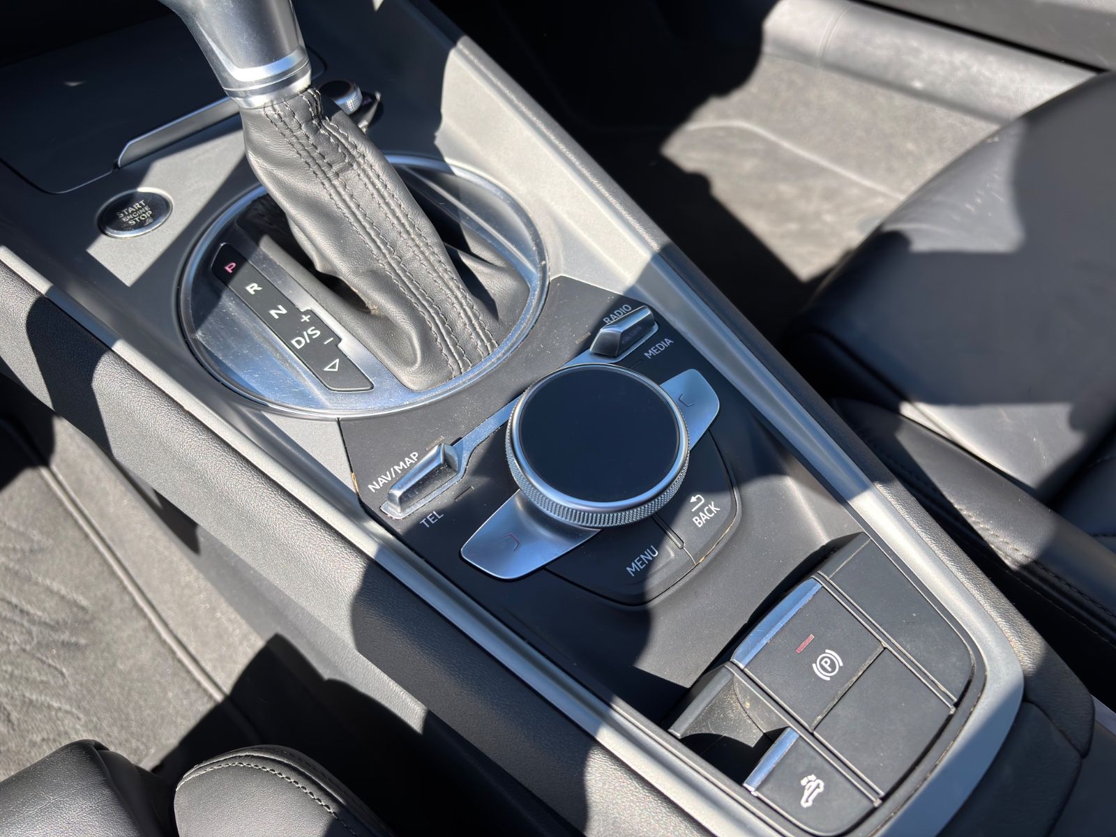 Audi TT 45 TFSI S Tronic Roadster Navi MMI Kamera