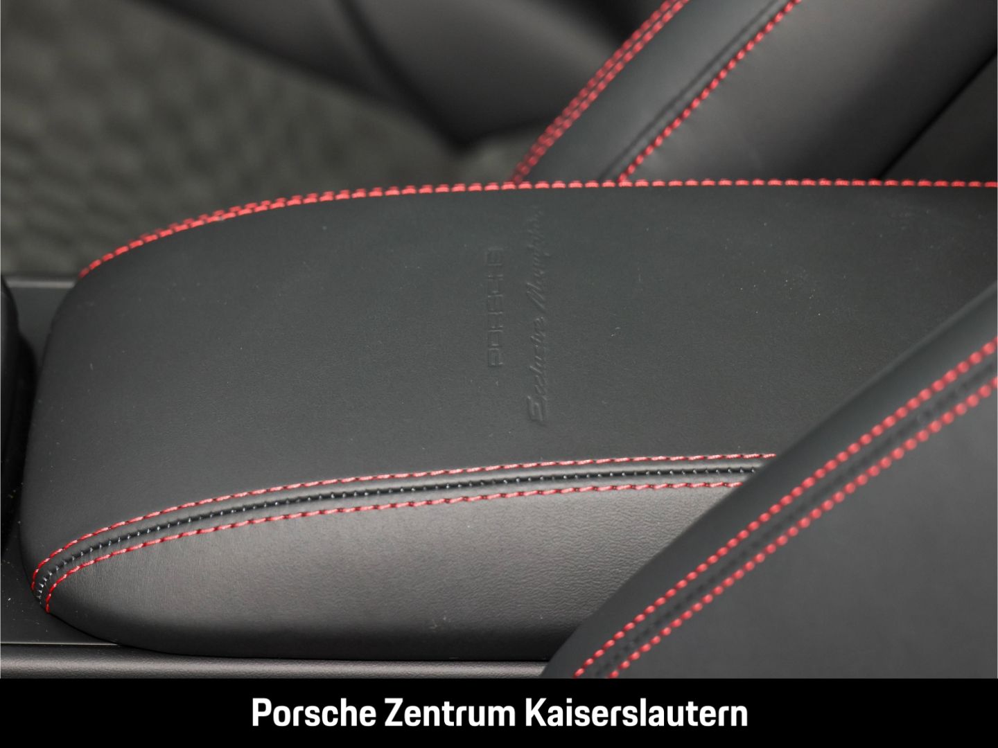 Porsche 992 911 Carrera 4 GTS Clubleder Liftsystem-VA