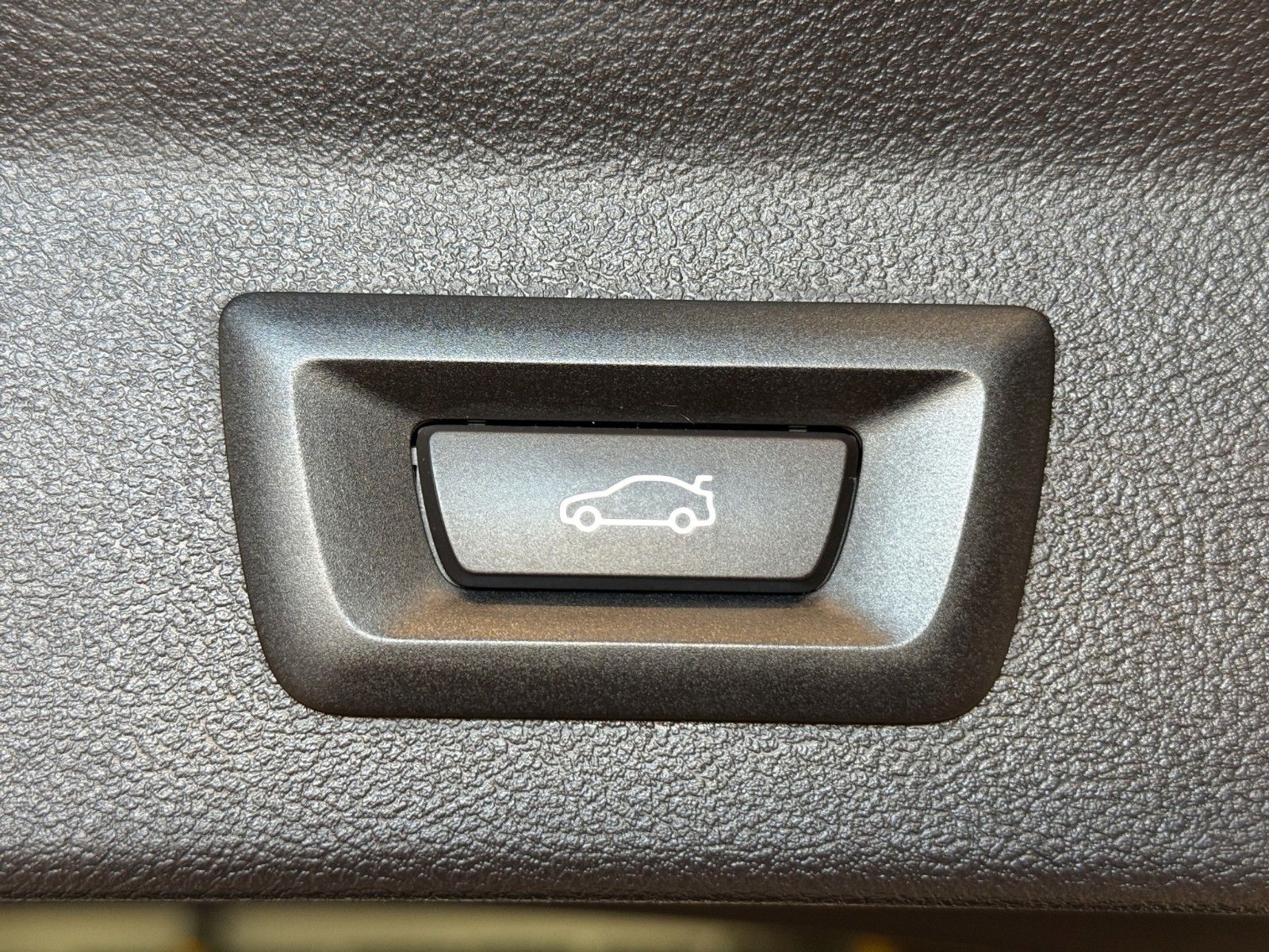 BMW X3 30d xDrive M-Sport - Samsaru's Car Outlet