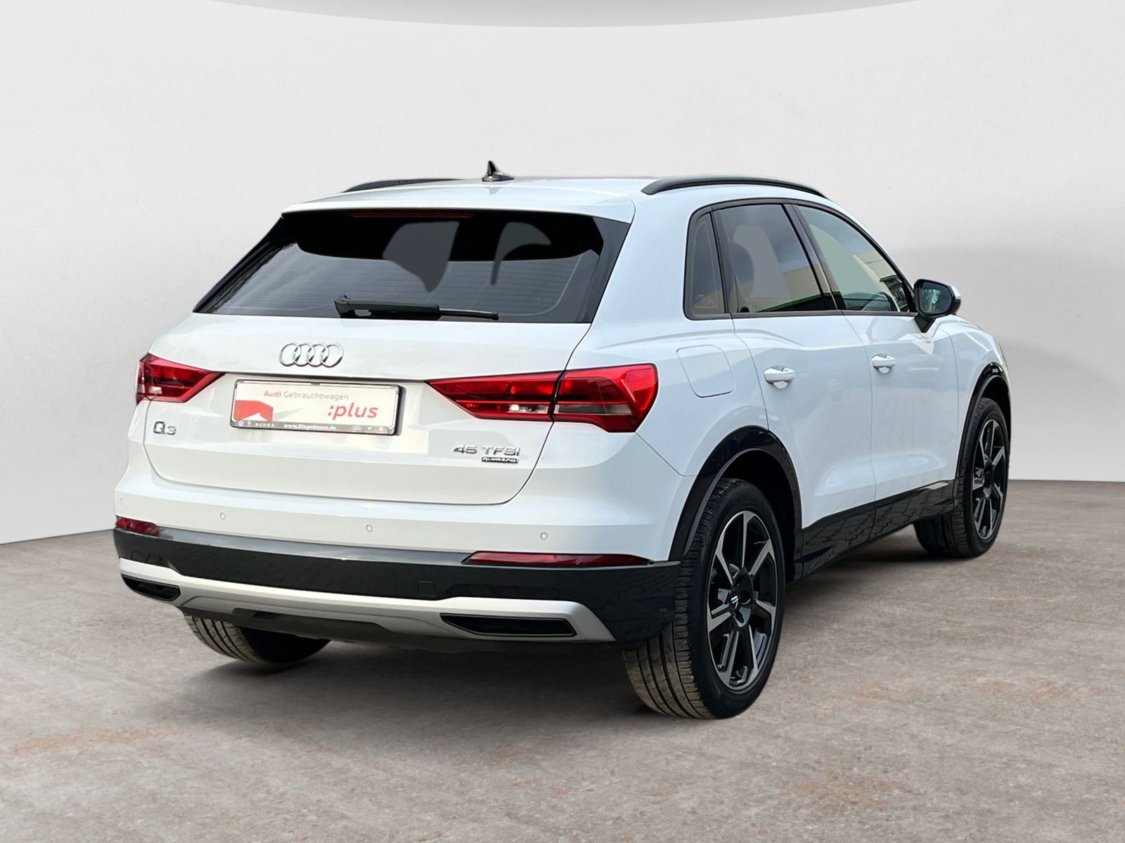 Audi Q3 45 TFSI qu. S-Tronic advanced 19Zoll - Samsaru's Car Outlet