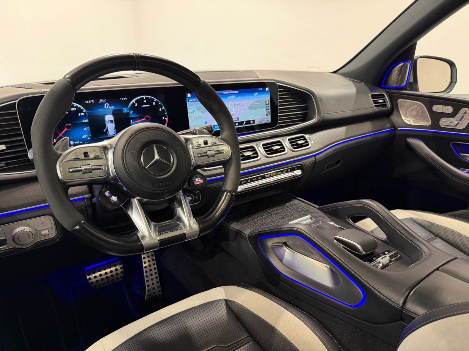 Mercedes-Benz GLE 63 S AMG 4Matic+ PANO+HEAD-UP+360KAM+LUFTFED