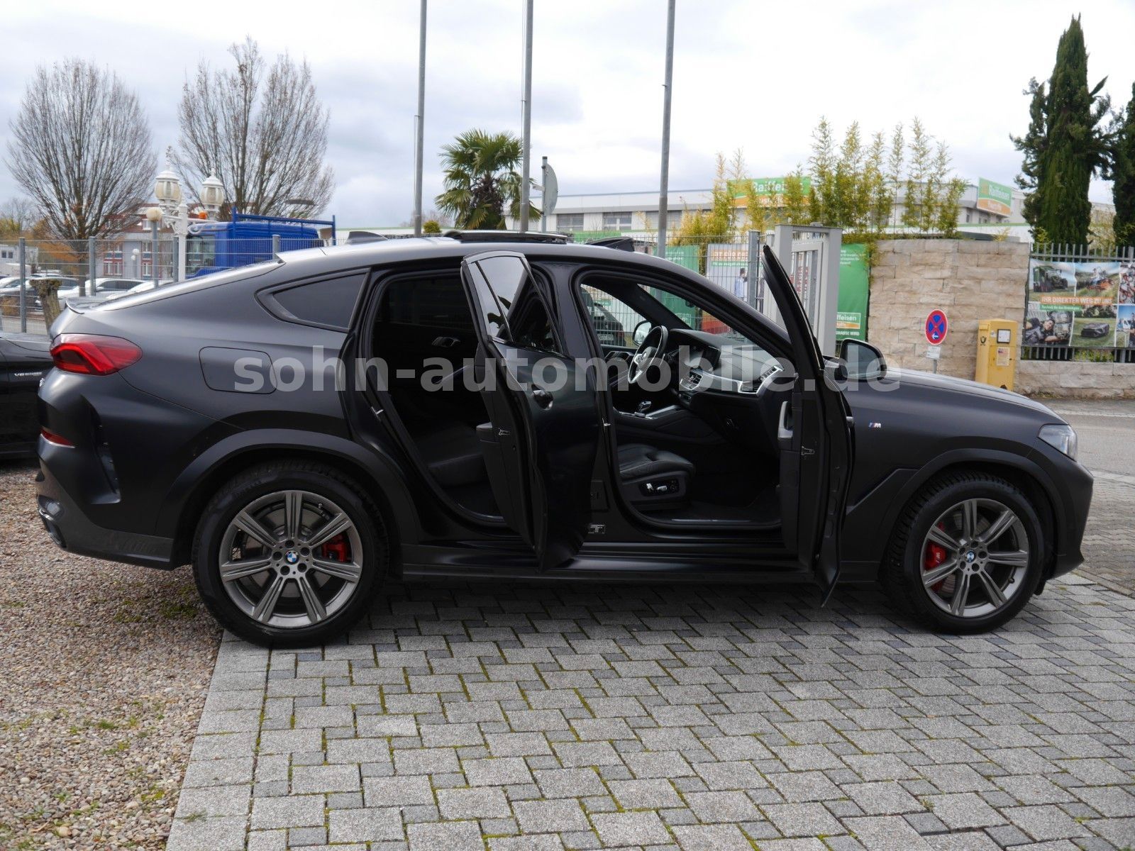 BMW X6 xDr 40d M-Sport EDITION BLACK VERMILION 2Achs