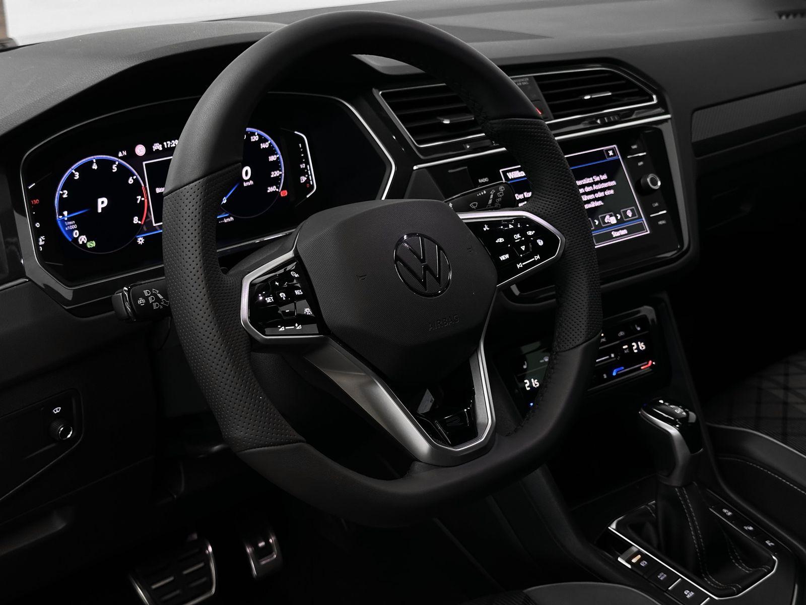 Volkswagen Tiguan R-Line - Samsaru's Car Outlet