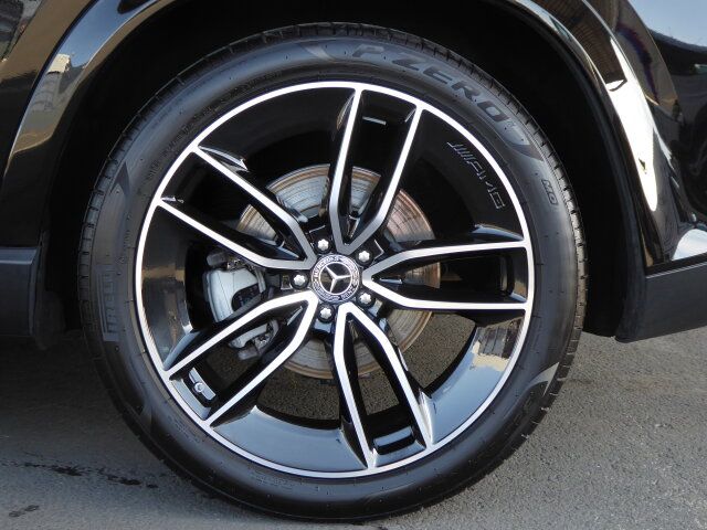 Mercedes-Benz GLE 580 4M AMG Line AIRMATIC PANO DISTR. STANDH.