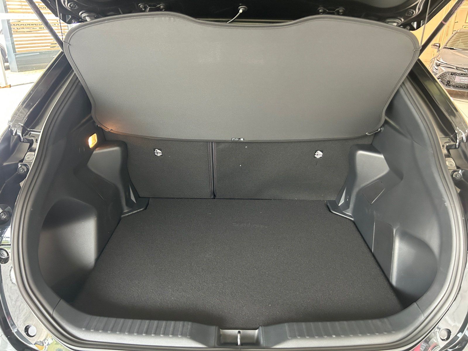 Toyota Yaris Cross 5-Türer Teamplayer 1.5L Hybrid 96 kW