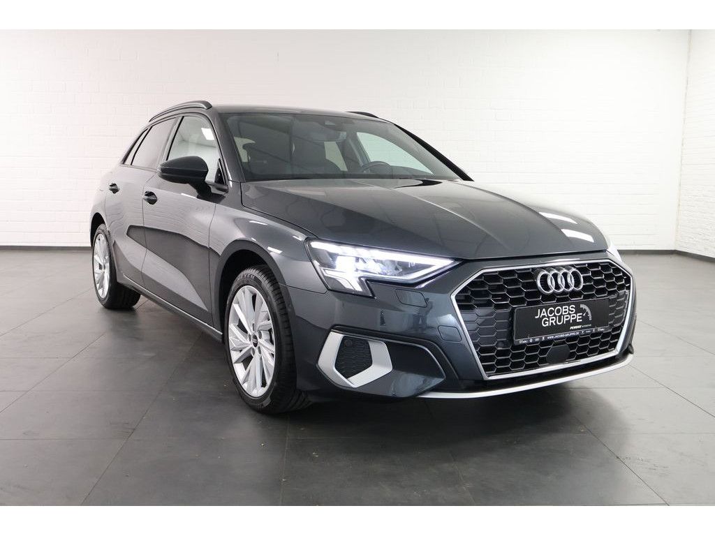 Audi A3 Sportback 30 TFSI S-line S-tronic,Navi,LED,PD