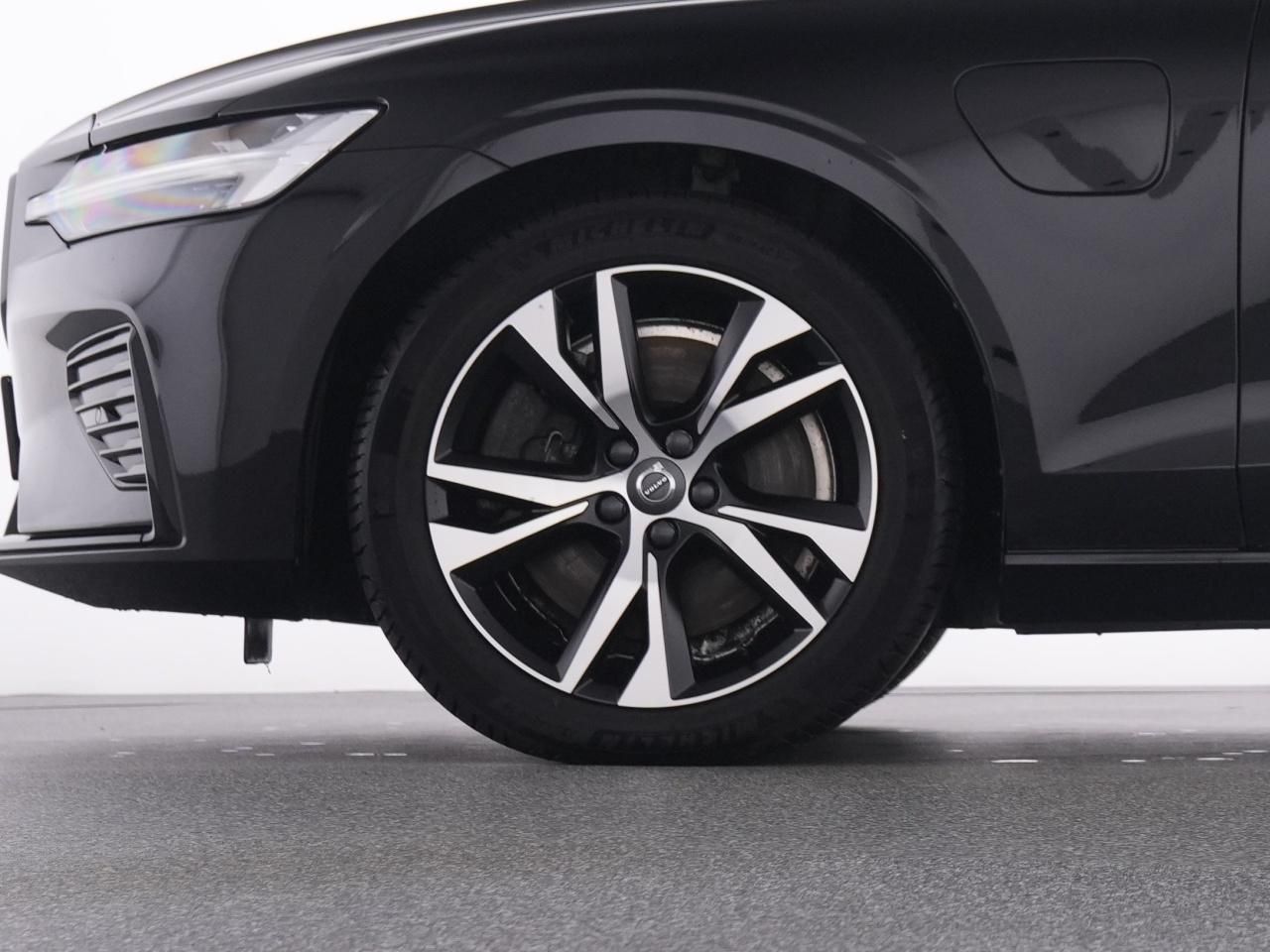 Volvo V60 T6 Recharge AWD R Design+MEMORY+WINTERPAK