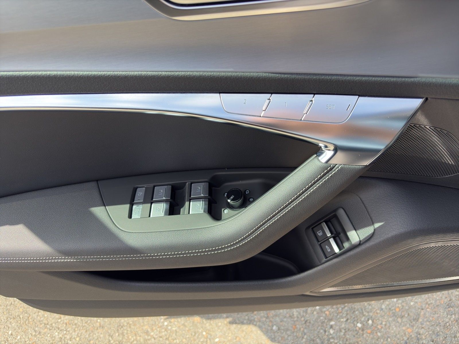 Audi A6 Avant 55 TFSI e quattro sport - Samsaru's Car Outlet