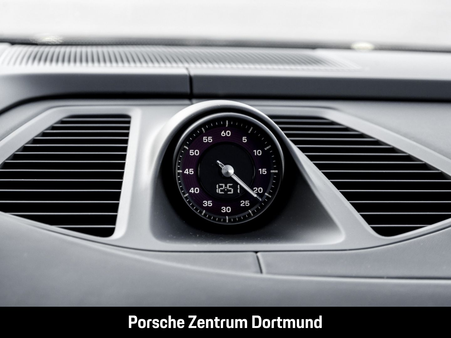 Porsche Macan 4 BOSE Surround-View Panorama Luftfederung