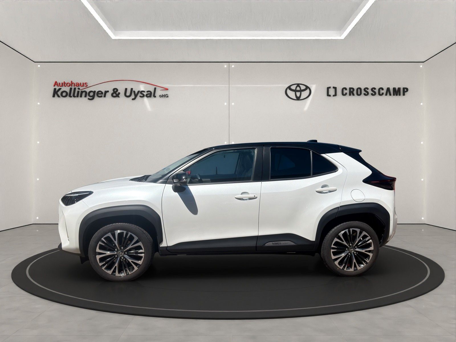 Toyota Yaris Cross Hybrid AWD-i Elegant
