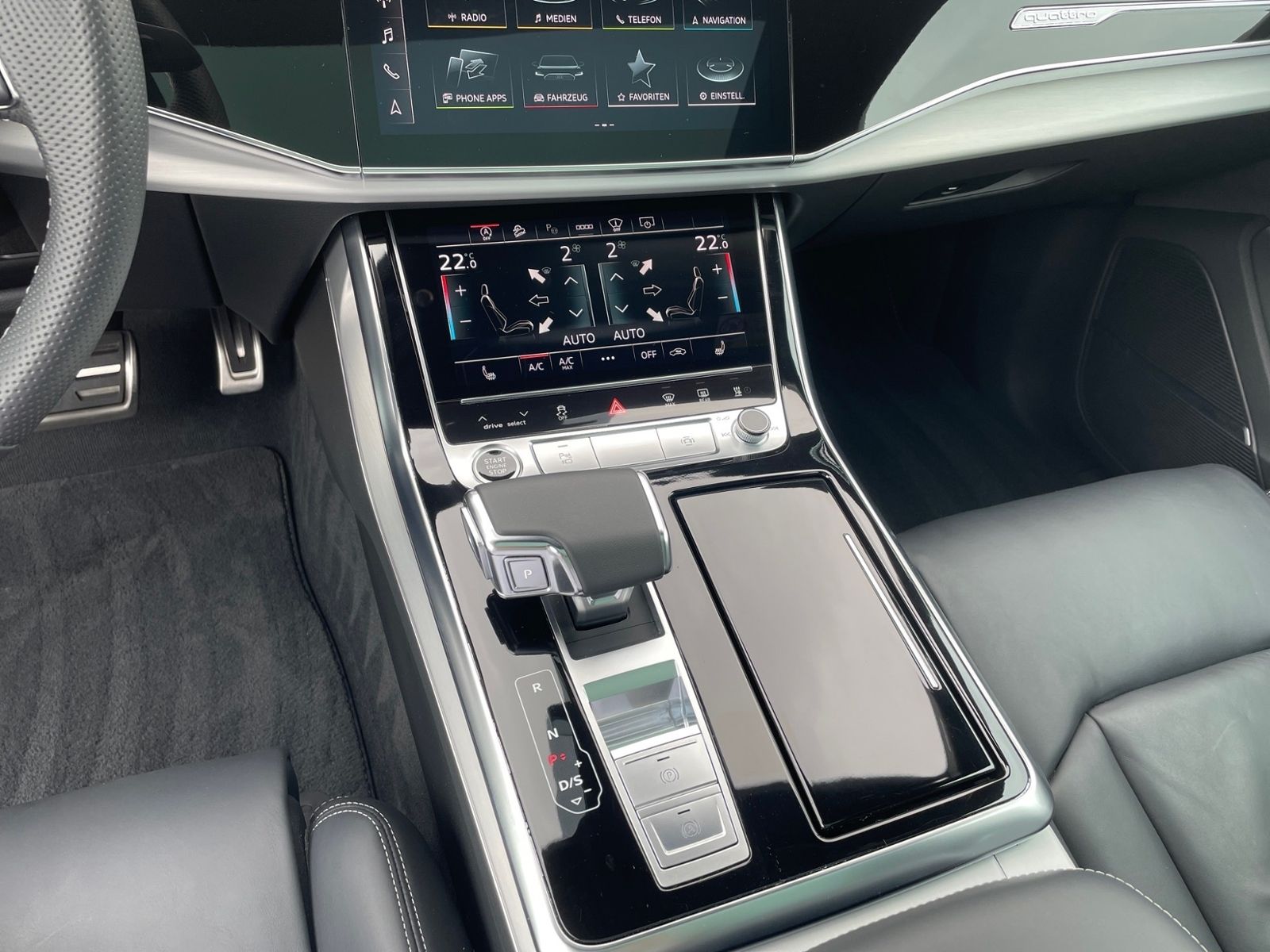 Audi Q7 50 TDI quattro S line Matrix Stdh