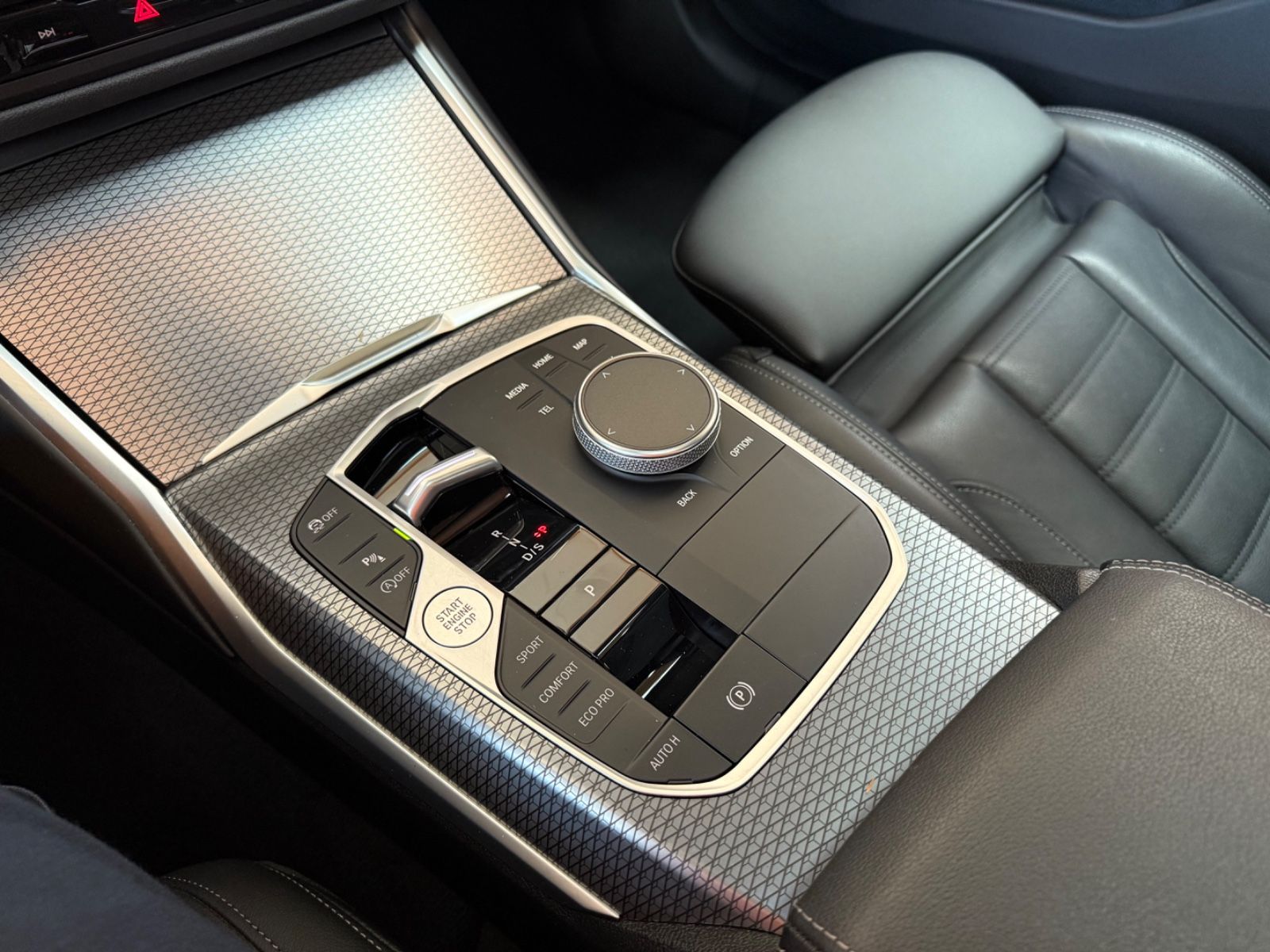 BMW 3 Lim. 330 i M Sport - Samsaru's Car Outlet