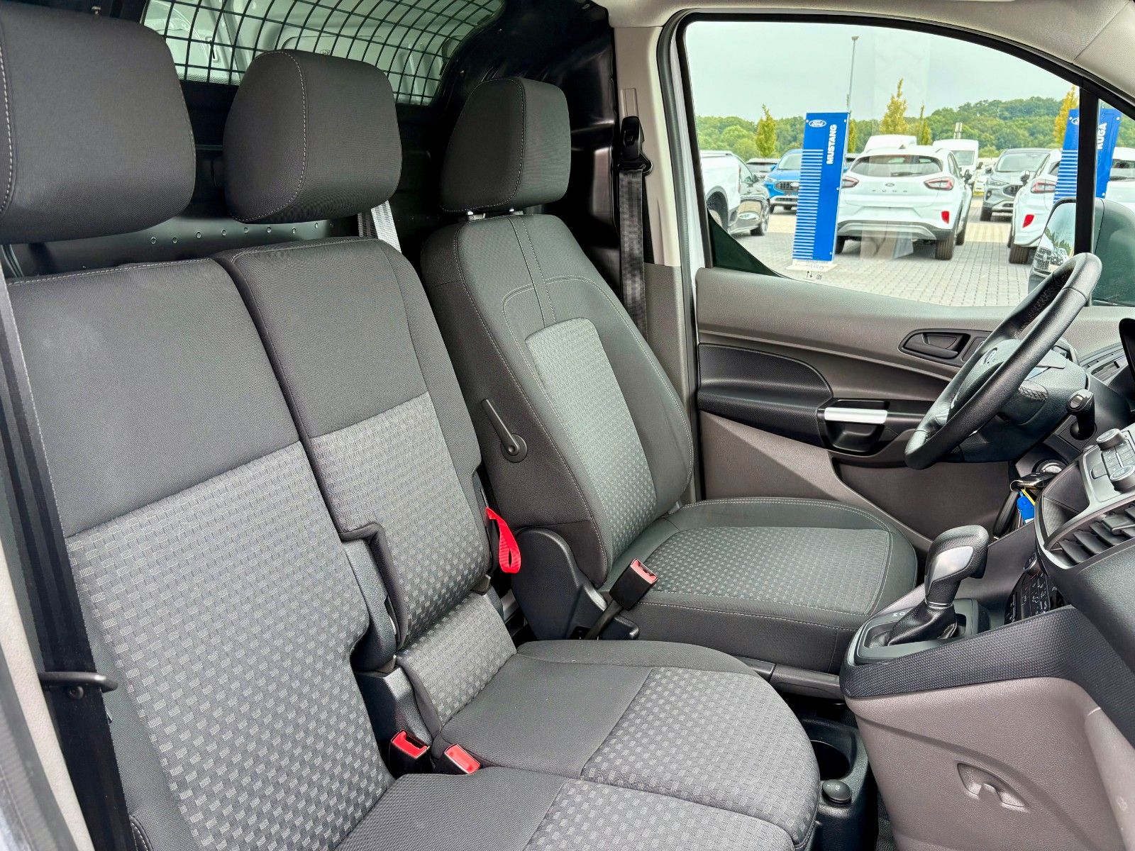 Ford Transit Connect Kasten Trend L2 1.5 EcoBlue - Samsaru's Car Outlet