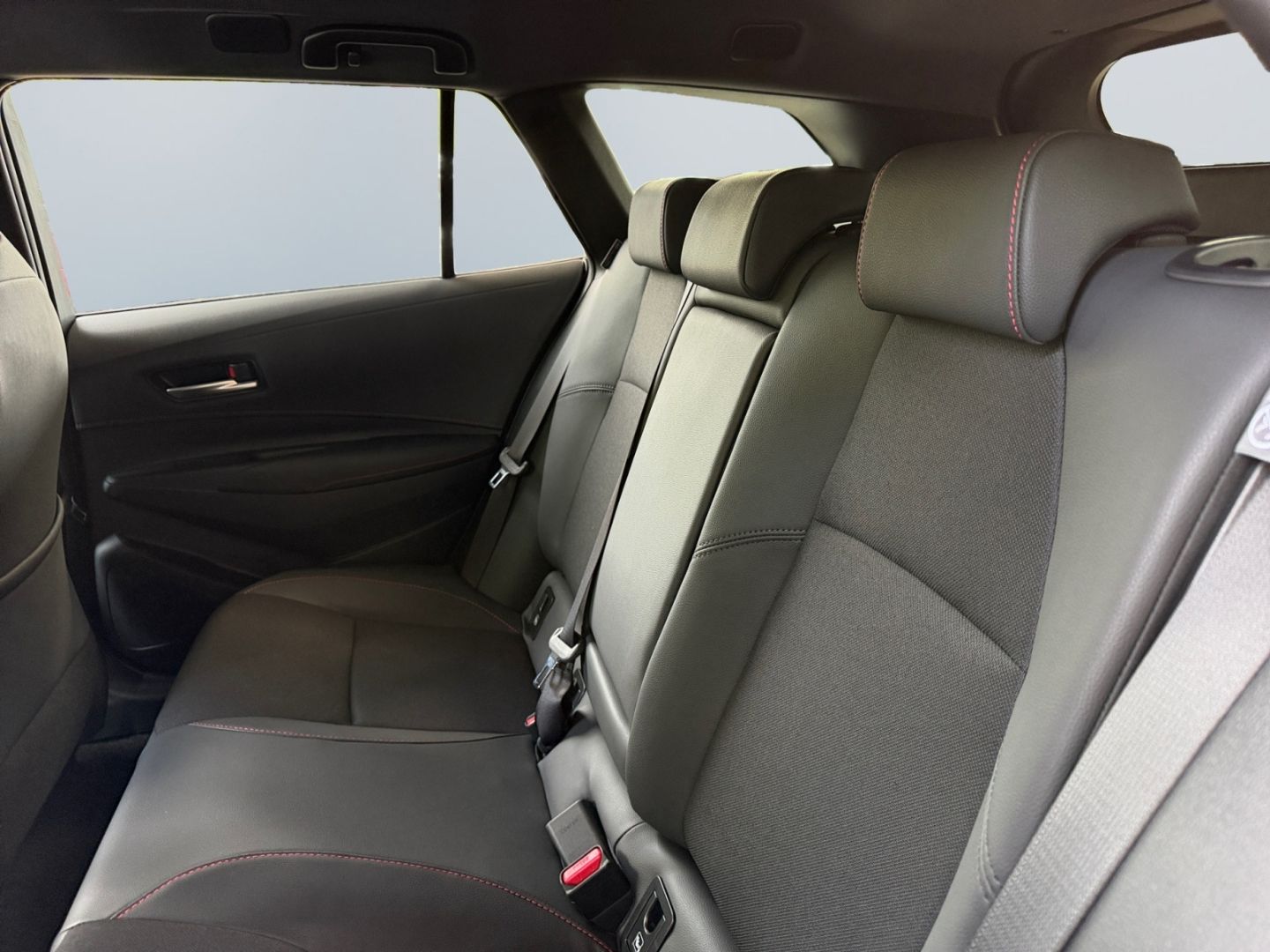 Toyota Corolla 2.0 Hybrid TS GR Sport *Bi-LED*el. Heckk