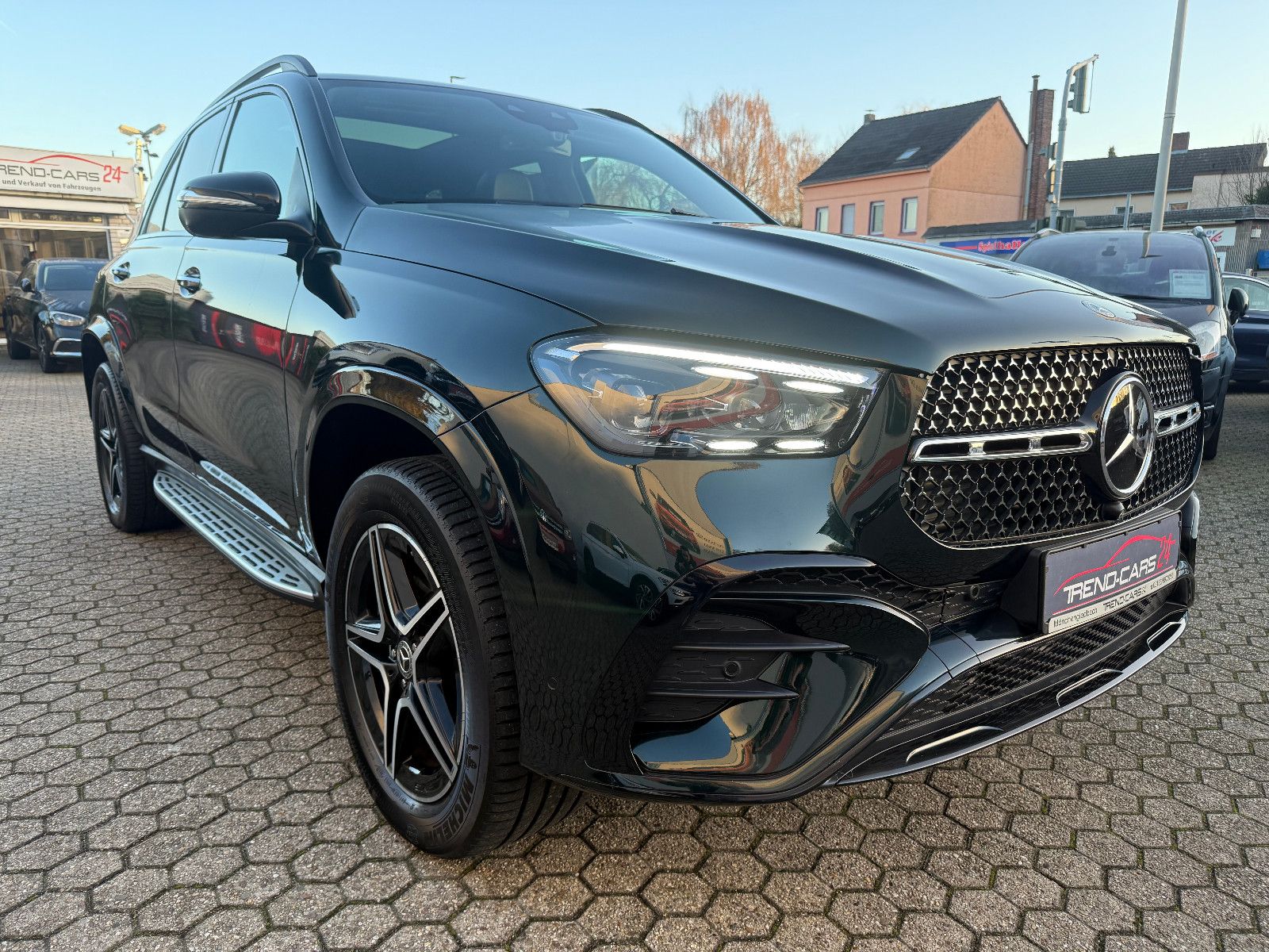 Mercedes-Benz GLE 350de 4Matic*AMG*ACC*PANO*Burmester*AHK*