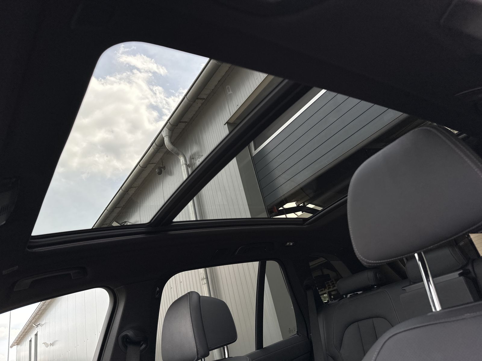 BMW X5 xDrive45e M-Sport NAV+LASER+AHK+PANO+360°+ACC