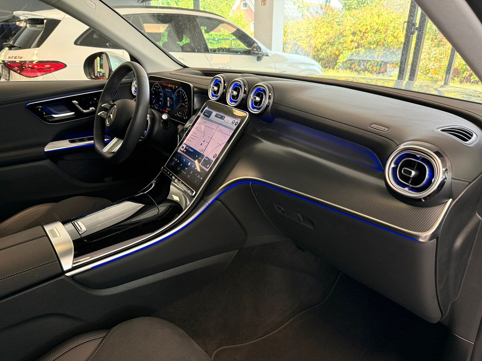Mercedes-Benz GLC 300 e 4M AMG - Samsaru's Car Outlet