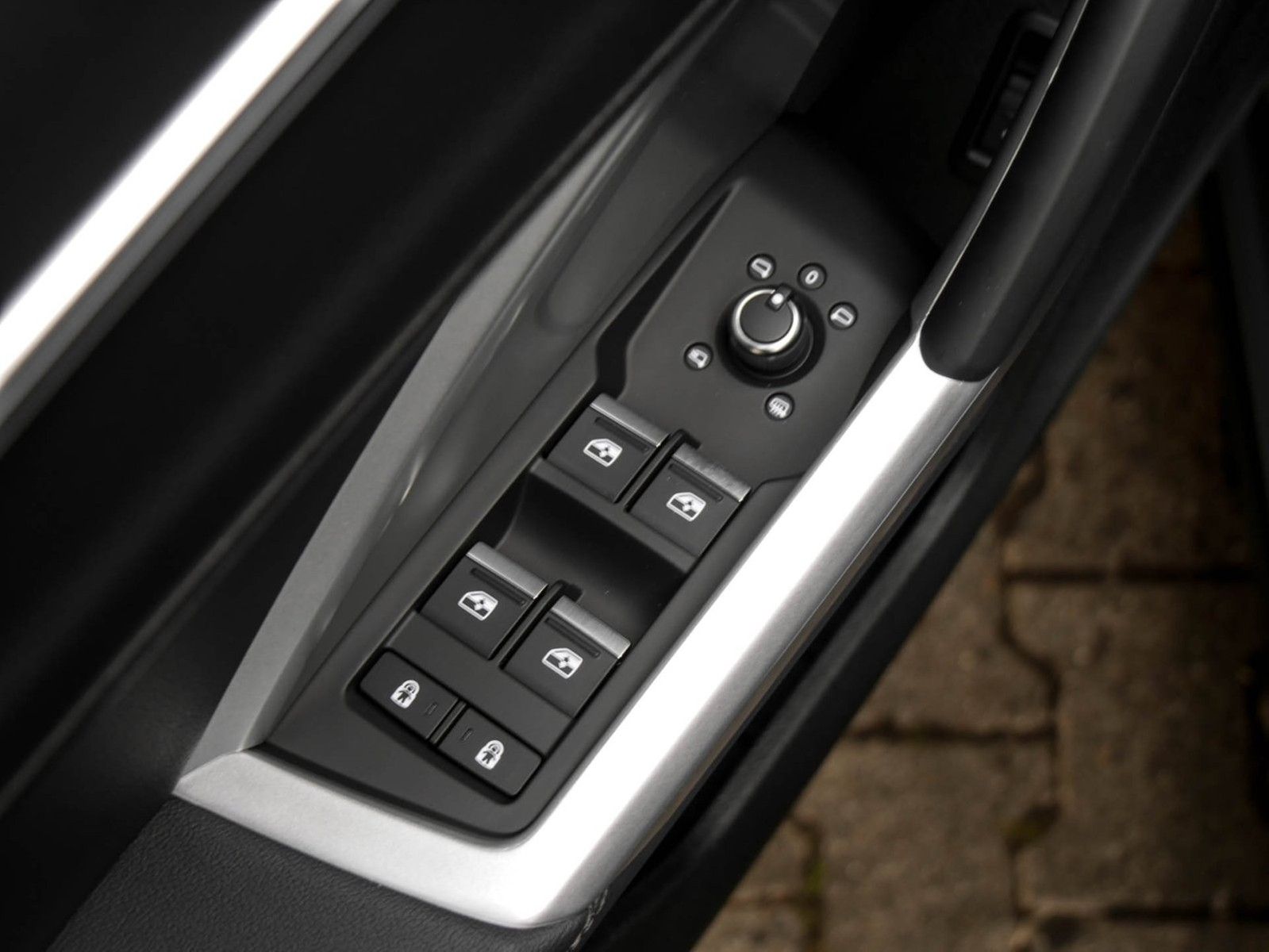 Audi Q3 Sportback 40 quattro S LINE Blackpak - Samsaru's Car Outlet