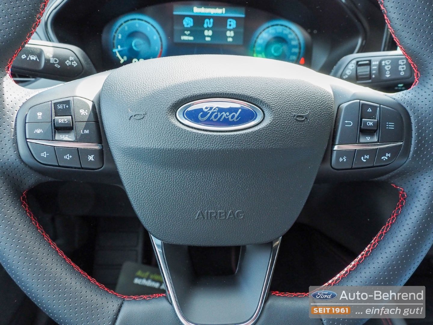 Ford Focus ST-Line X Automatik Navi Kamera