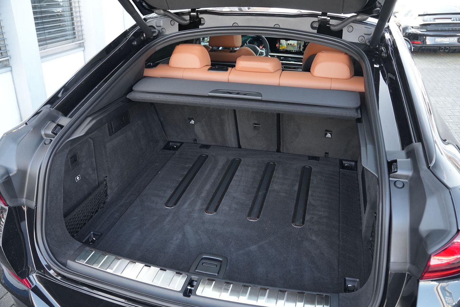 BMW X6 xDrive30d M Sport - Samsaru's Car Outlet