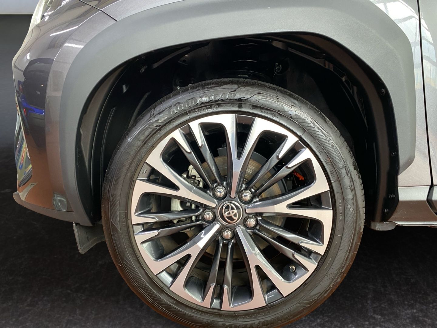 Toyota Yaris Cross Hybrid 130 1.5 Style+ *CAM*el Heck*