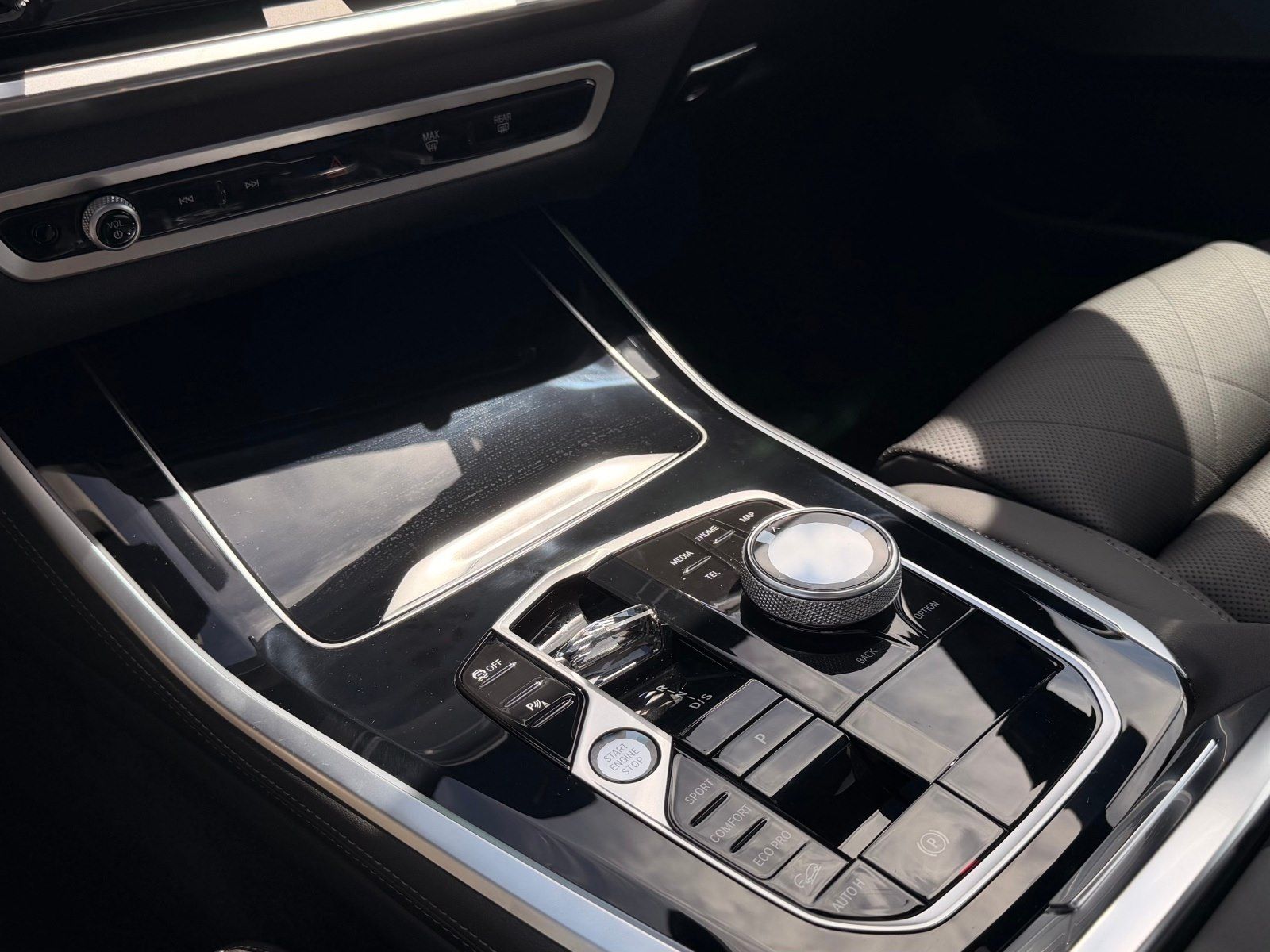 BMW X5 M60i xDrive Lr. 764,- br. o.Anz. 42Mon/5`Km p