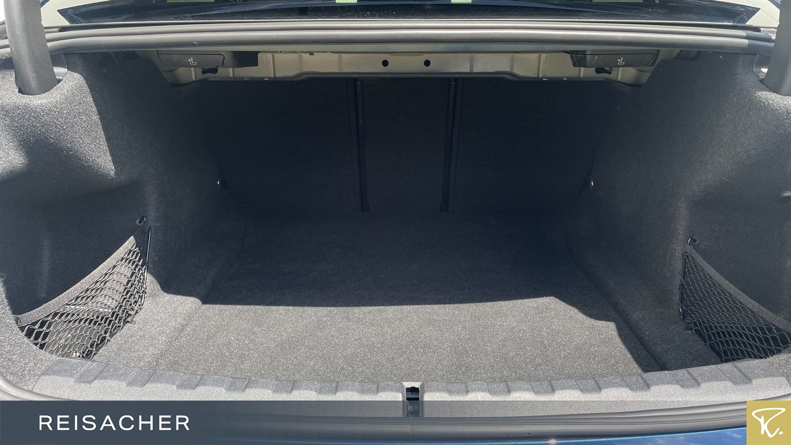 BMW 320i A Lim Sport Line - Samsaru's Car Outlet