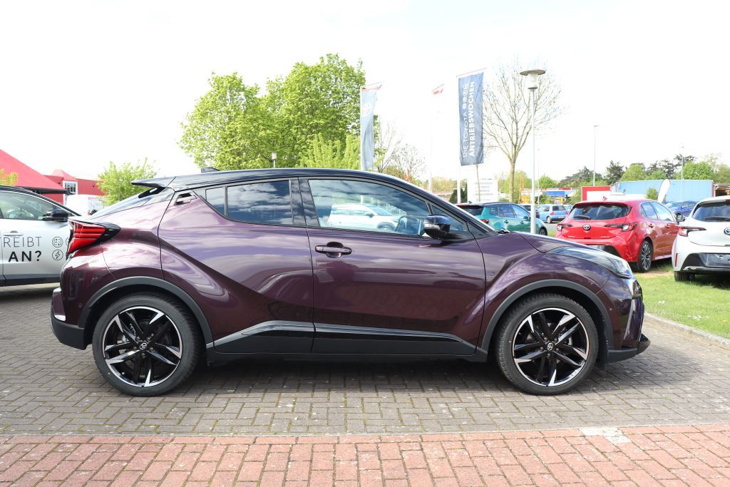 Toyota C-HR 2.0 Hybrid GR Sport - Samsaru's Car Outlet
