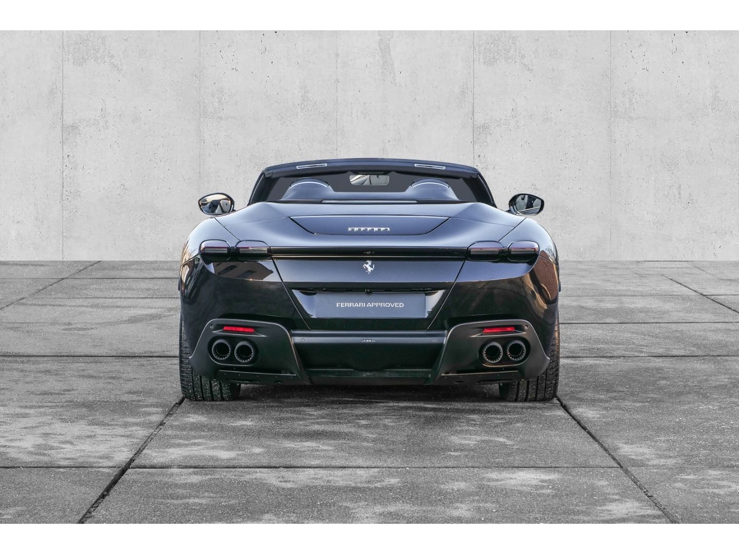 Ferrari Roma Spider - Samsaru's Car Outlet