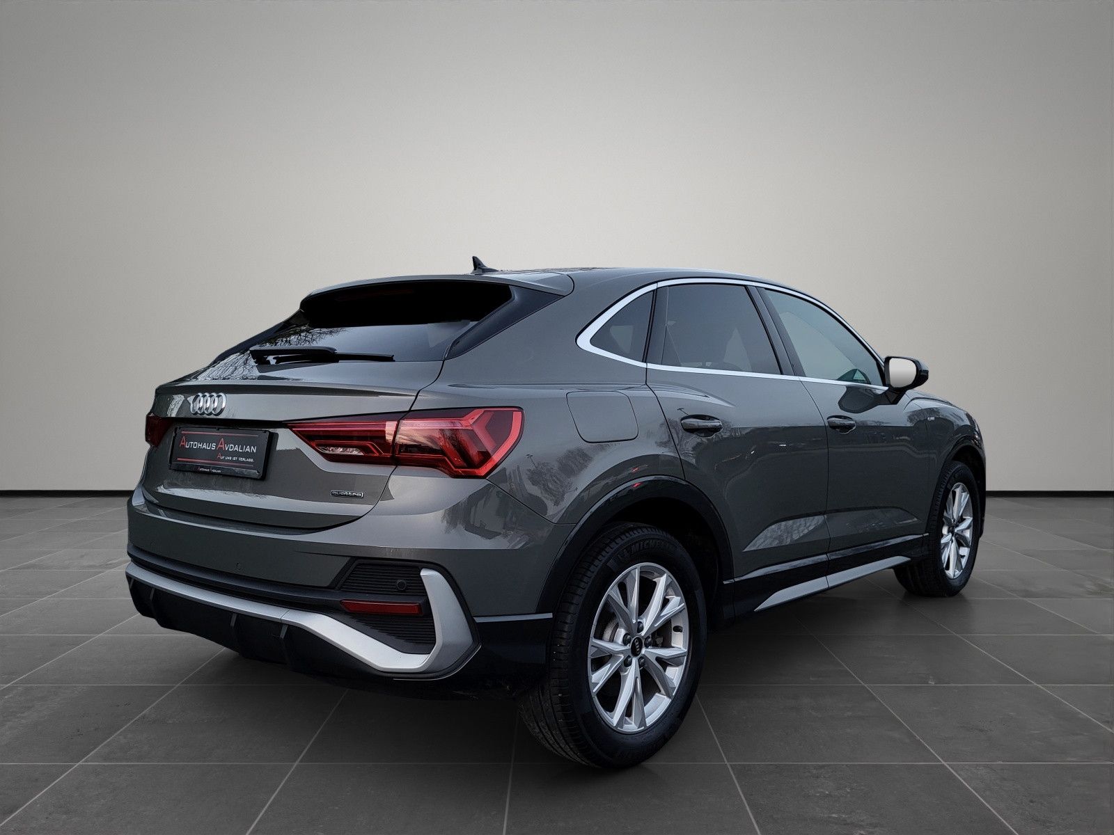 Audi Q3 Sportback 40 TFSI qu. S line R-KAM|VIRTUAL+