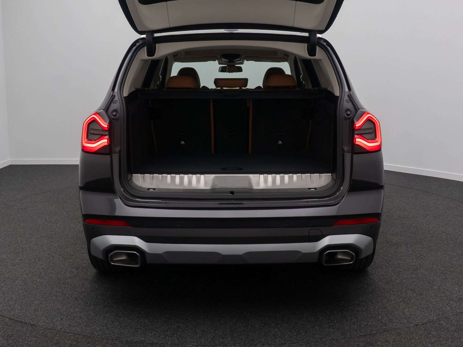 BMW X3 xD30e Alarm HUD DAB Laser Kamera Sport Leder