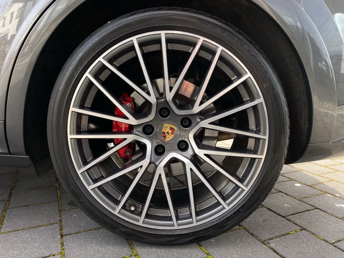 Porsche Cayenne GTS Coupe |Standheizg. |InnoDrive