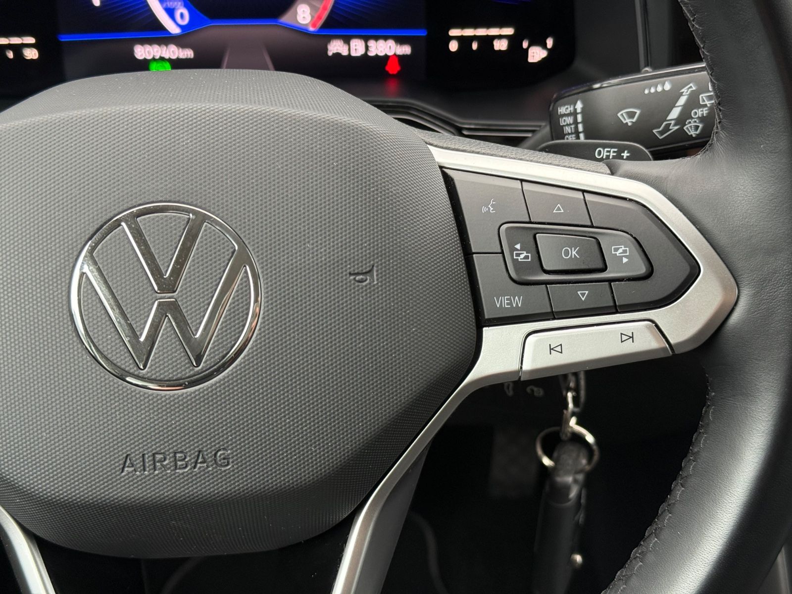 Volkswagen Taigo Life 1.0 DSG - Samsaru's Car Outlet