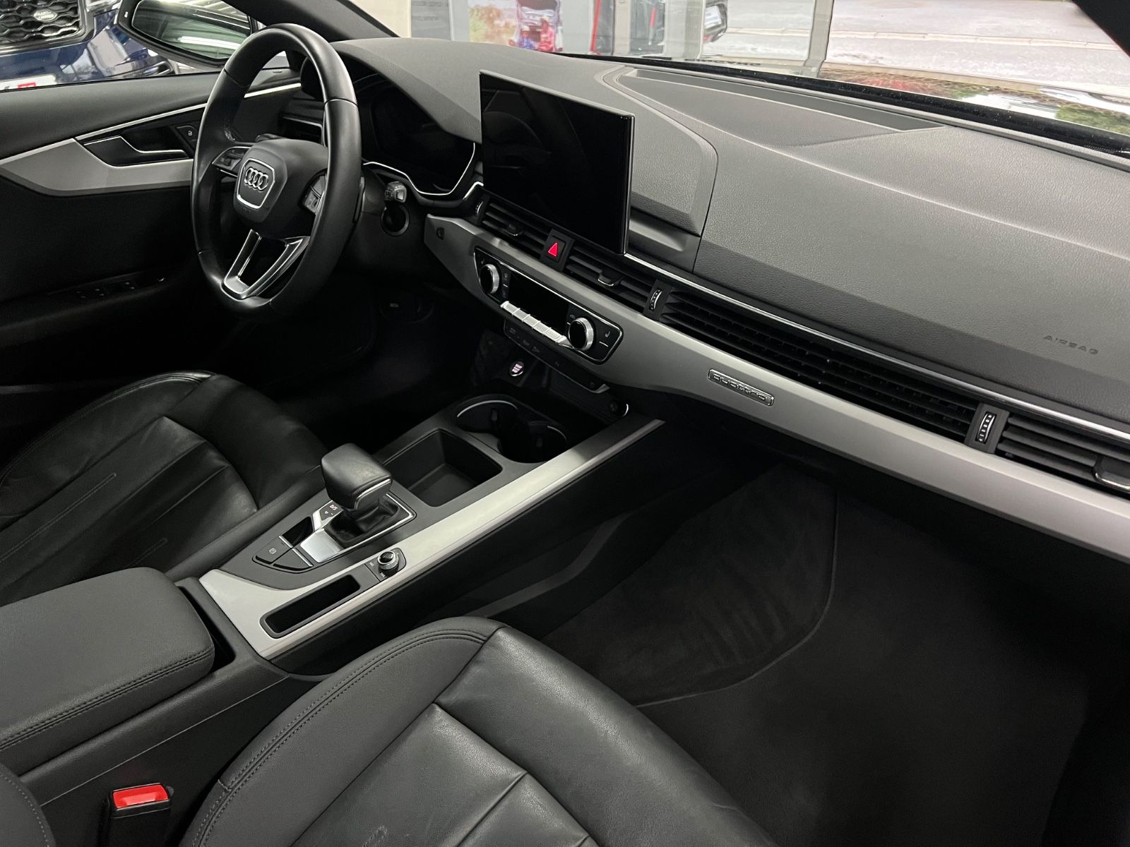 Audi A4 Avant 40 TDI quattro advanced VIELE EXTRAS