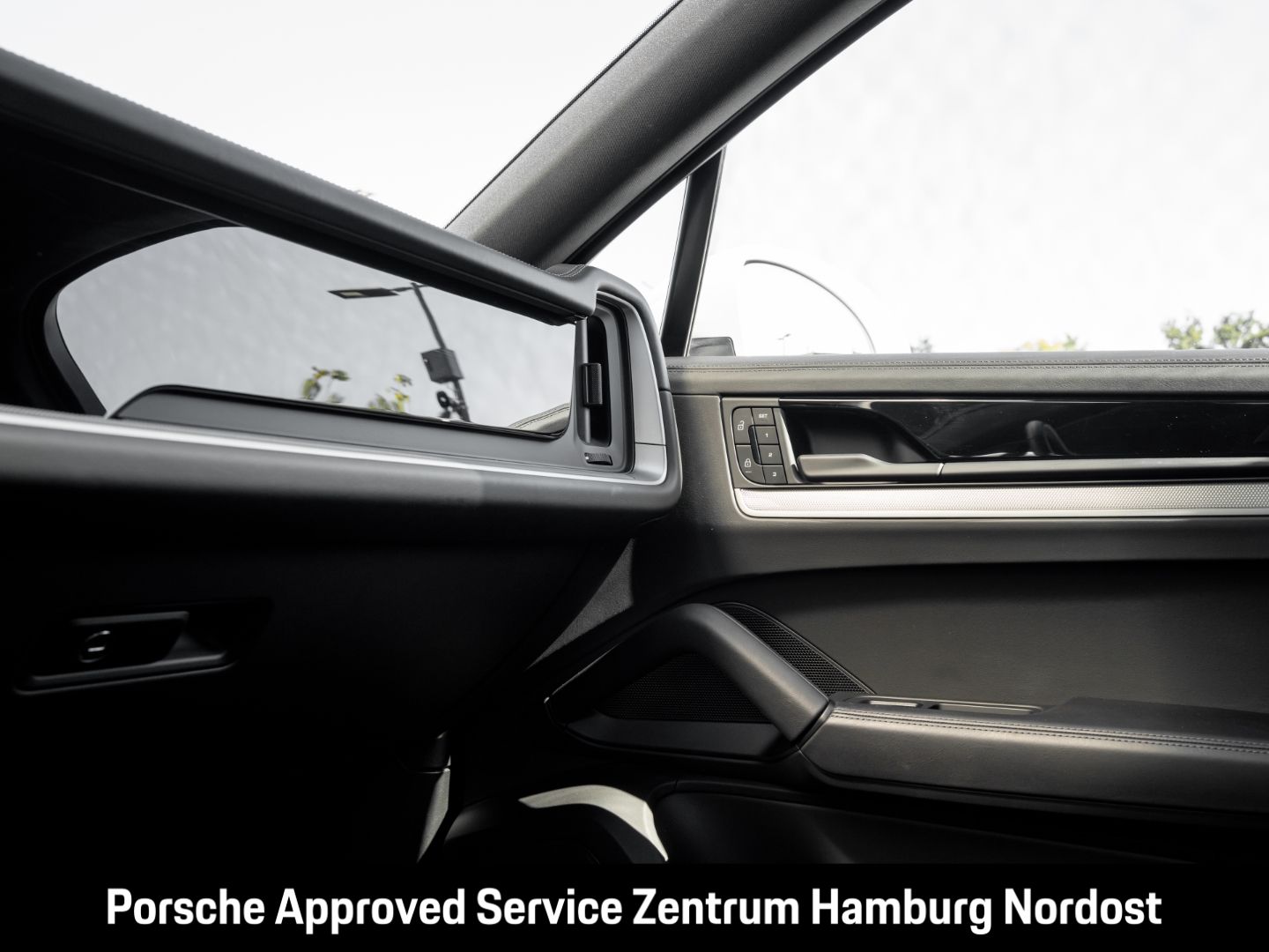 Porsche Cayenne E-Hybrid Coupe Sport Chrono PASM BOSE