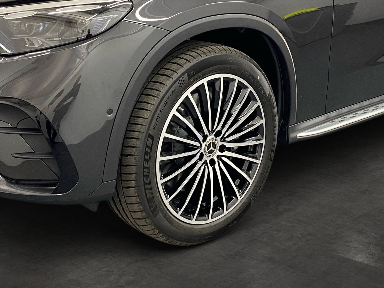 Mercedes-Benz GLC 300 d 4Matic AMG+HUD+PANO+AHK+DIGITAL+360°